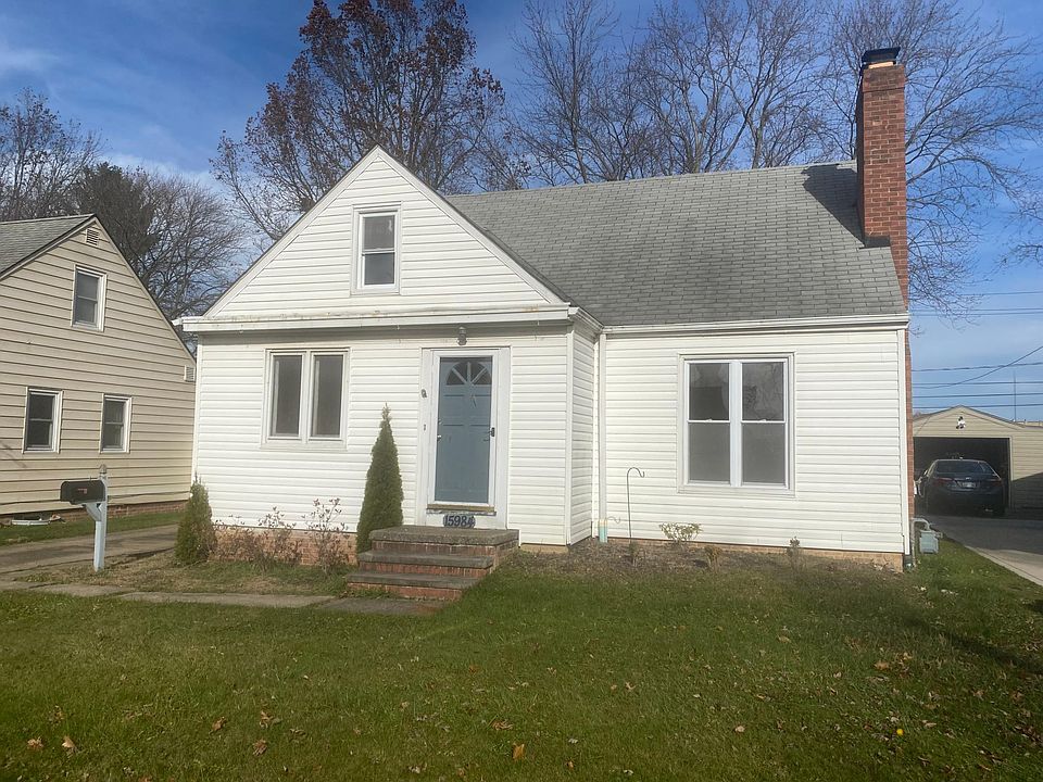 1st image of 15884 Parklawn Ave
