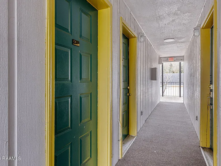 1318 Lee Ave #A-1 — Photo 3