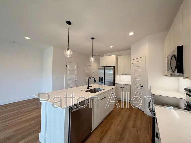30 Bruce Rd — Photo 6