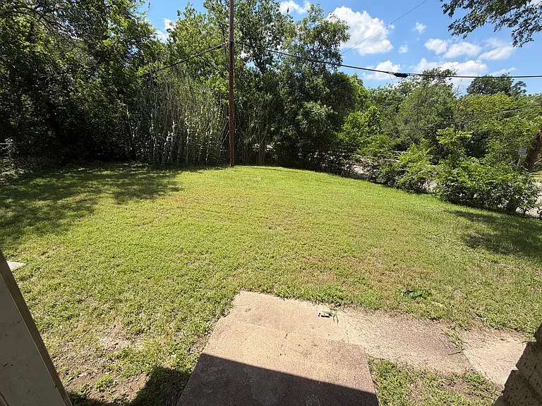 3901 Hiland Dr — Photo 12