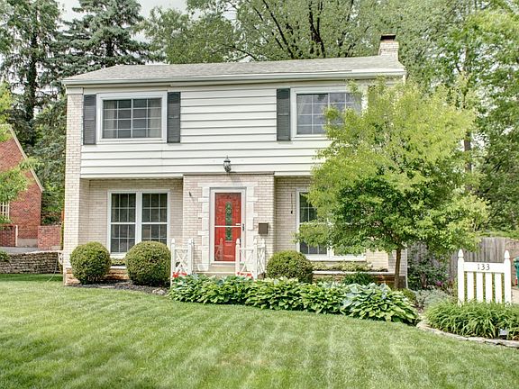 3rd image of 133 Sherbrooke Dr