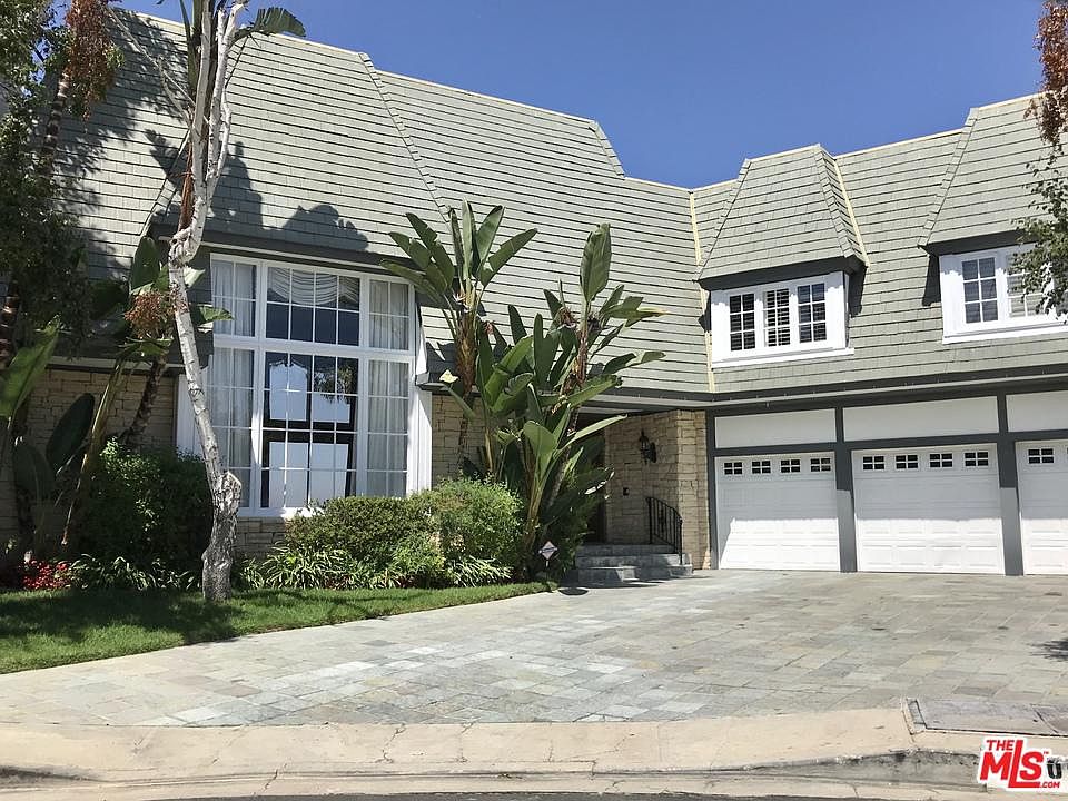 1st image of 15509 Azzure Ct