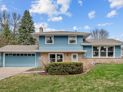 2479 Hillside Rd, White Bear Lake, MN, 55110