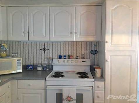 4th image of 106 50th Avenue Dr W