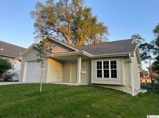 2589 Himebaugh Ave, Omaha, NE 68111