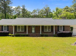 204 McNeill Rd, Southern Pines, NC 28387