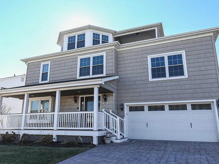 5216 Waterview Dr — Photo 1