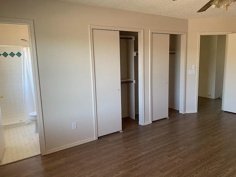 1330 Eastmeadow Ct — Photo 13