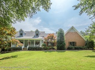 4790 Winesap Dr, Horn Lake, MS 38637