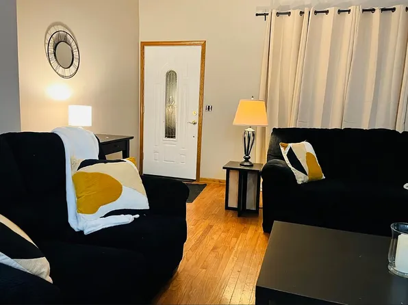 2351 Fernwood Ave, Grove City, OH 43123