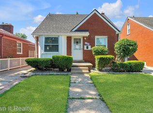 1389 Cleveland Ave, Lincoln Park, MI 48146