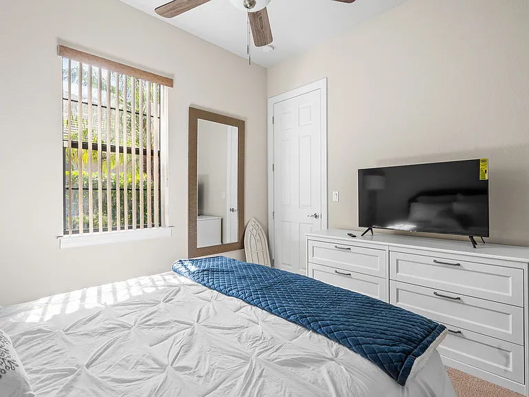 4127 Siena Cir — Photo 34