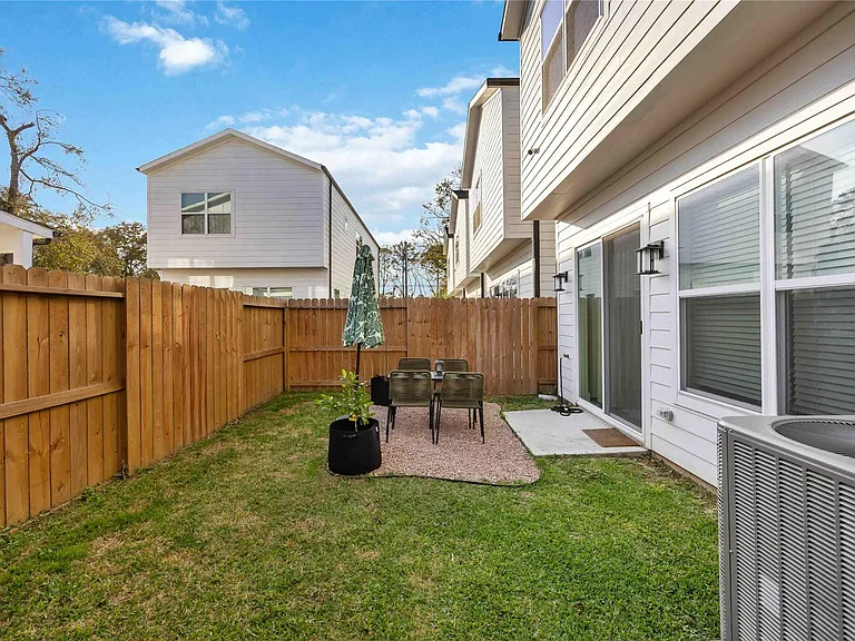5702 Breland St #D — Photo 14