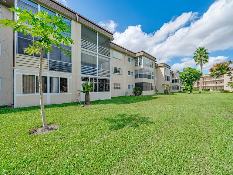 701 Lori Dr #209 — Photo 67