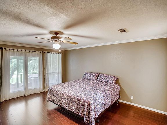 3rd image of 109 Lachite Dr Unit 4