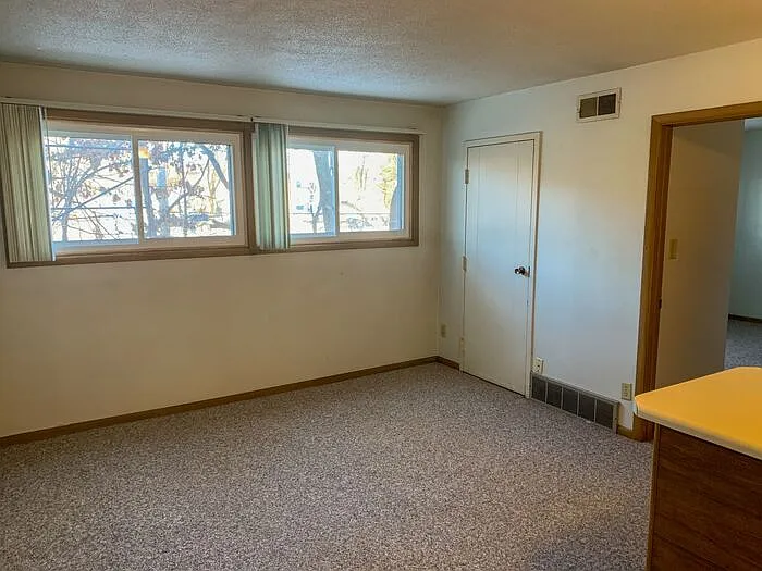 1054 Newton Rd #4 — Photo 4