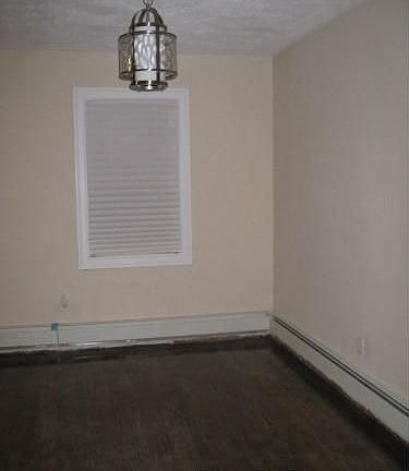 3rd image of 137 Pennsylvania Ave