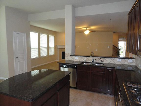 3rd image of 9506 Herons Grove Ln