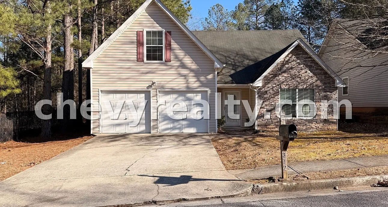 4 bed, 1687 sqft, $2,287 — Photo 1
