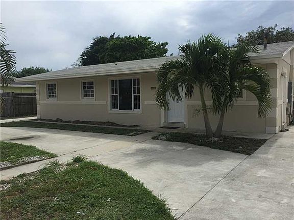 5th image of 20430 NW 45th Ave