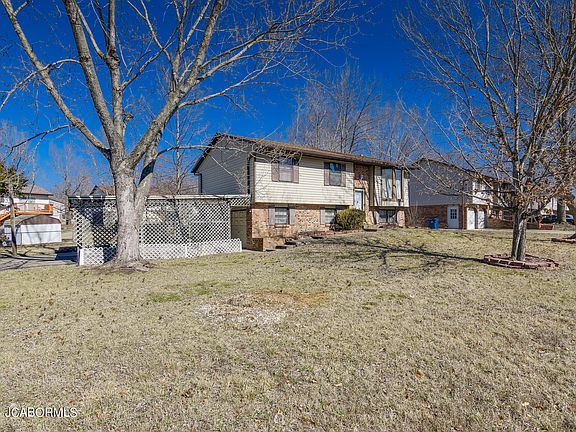 3rd image of 5436 Collier Ln
