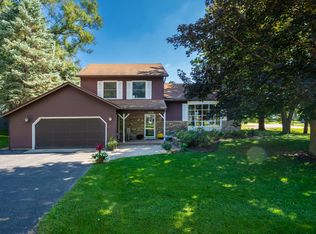 9910 North Ln, Richmond, IL 60071