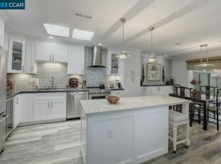 1588 Golden Rain Rd APT 4, Walnut Creek, CA 94595