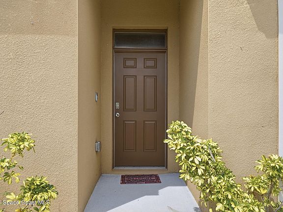 3rd image of 1418 Hepner St SE