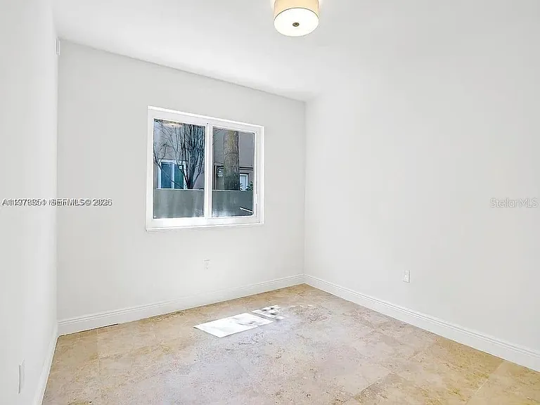 15945 NW 82nd Ct — Photo 25