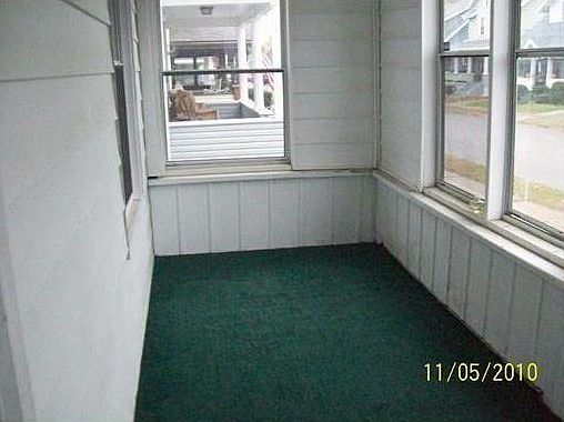 4th image of 515 Stafford Ave