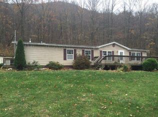 2610 Hawstone Rd, Lewistown, PA 17044