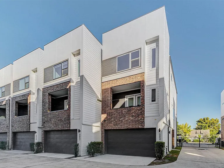 5859 Dolores St — Photo 26