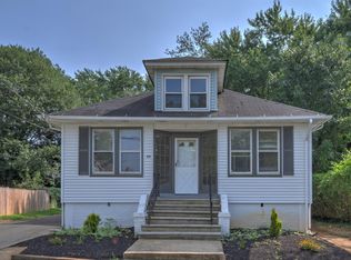 98 Center St, Freehold, NJ 07728