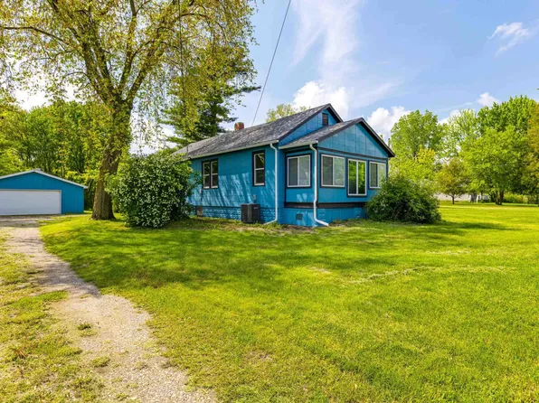 1241 Michigan Rd, Port Huron, MI 48060