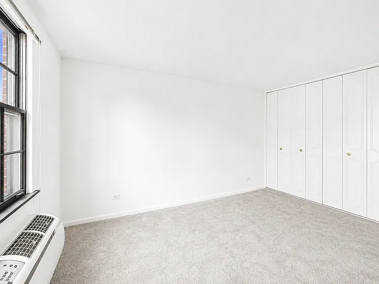 9807 S Karlov Ave #212 — Photo 8
