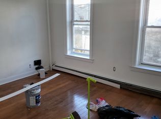 347 E 53rd St #1F, Brooklyn, NY 11203
