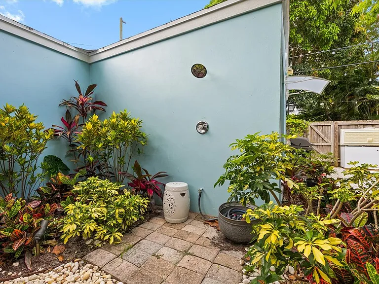 Outdoor shower
