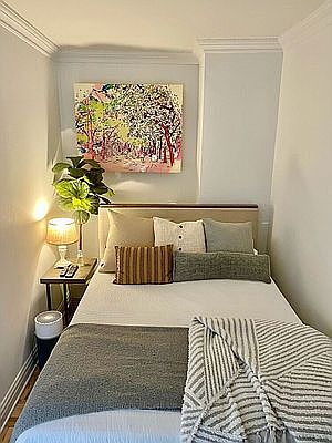 5th image of 300 E 40th St APT 22L