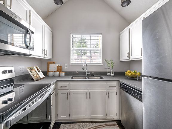 3rd image of 6801 W 76th St #6855