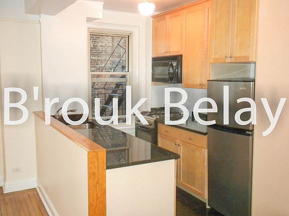 2nd image of 29 E 10th St Fl 6E