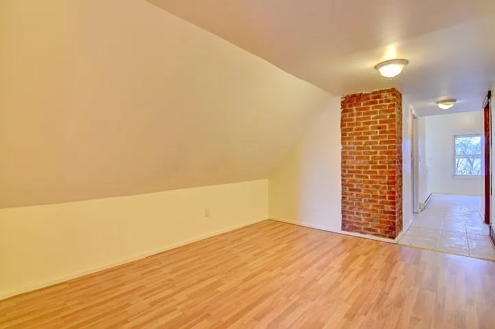 2 bed, 1400 sqft, $1,650 — Photo 3