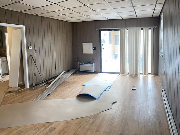 5th image of 131 Van Buren St #4