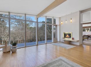 23 Inlet View Dr, Southampton, NY 11968