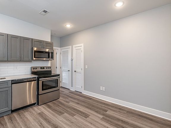 4th image of 846 N 41st St #3
