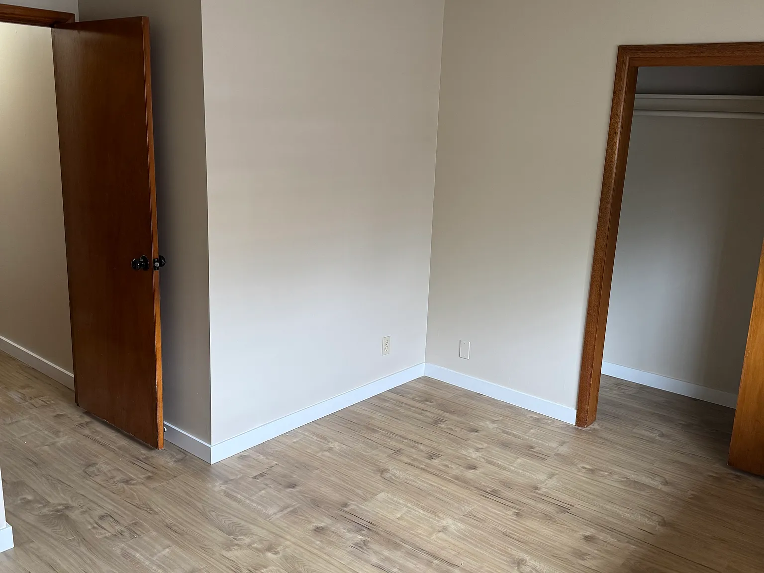 2 bed, 860 sqft, $2,000 — Photo 3