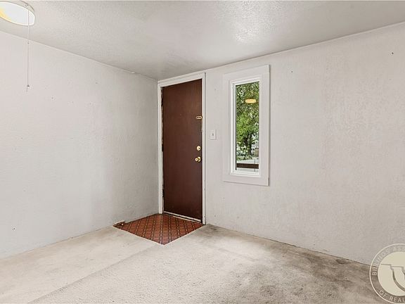 2nd image of 838 Cook Ave