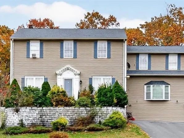 14 Audubon Ln, Hope, RI 02831