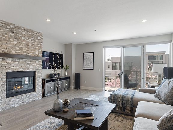 5th image of 111 S De Lacey Ave Unit 304
