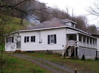 1408 Hopkins Hollow Rd, Granville, TN 38562