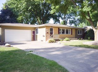 528 Elmwood Dr, Spencer, IA 51301
